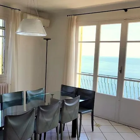 House With Panoramic Sea View, Le Trayas Villa